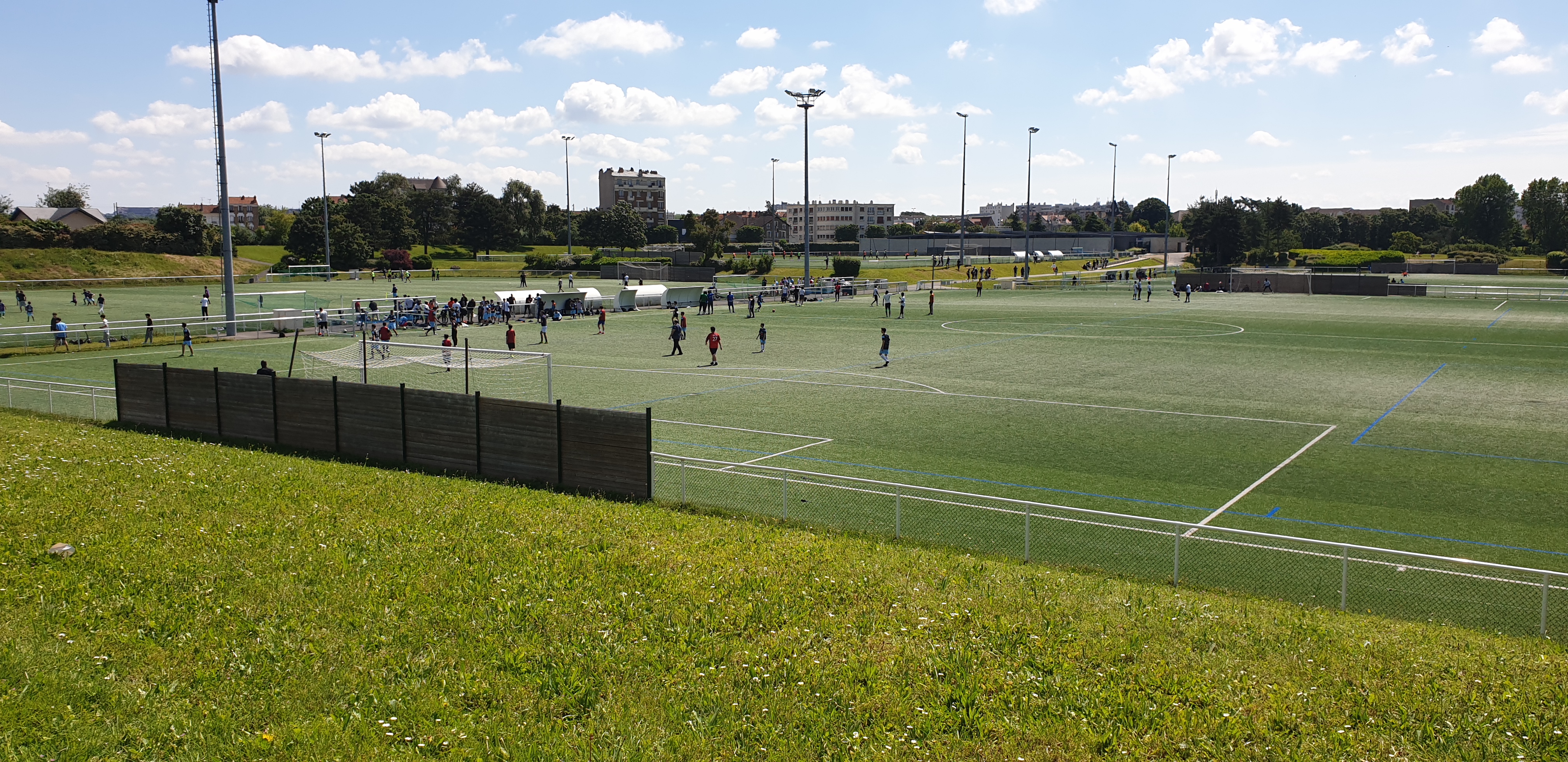 parc-du-tremblay-football.jpg
