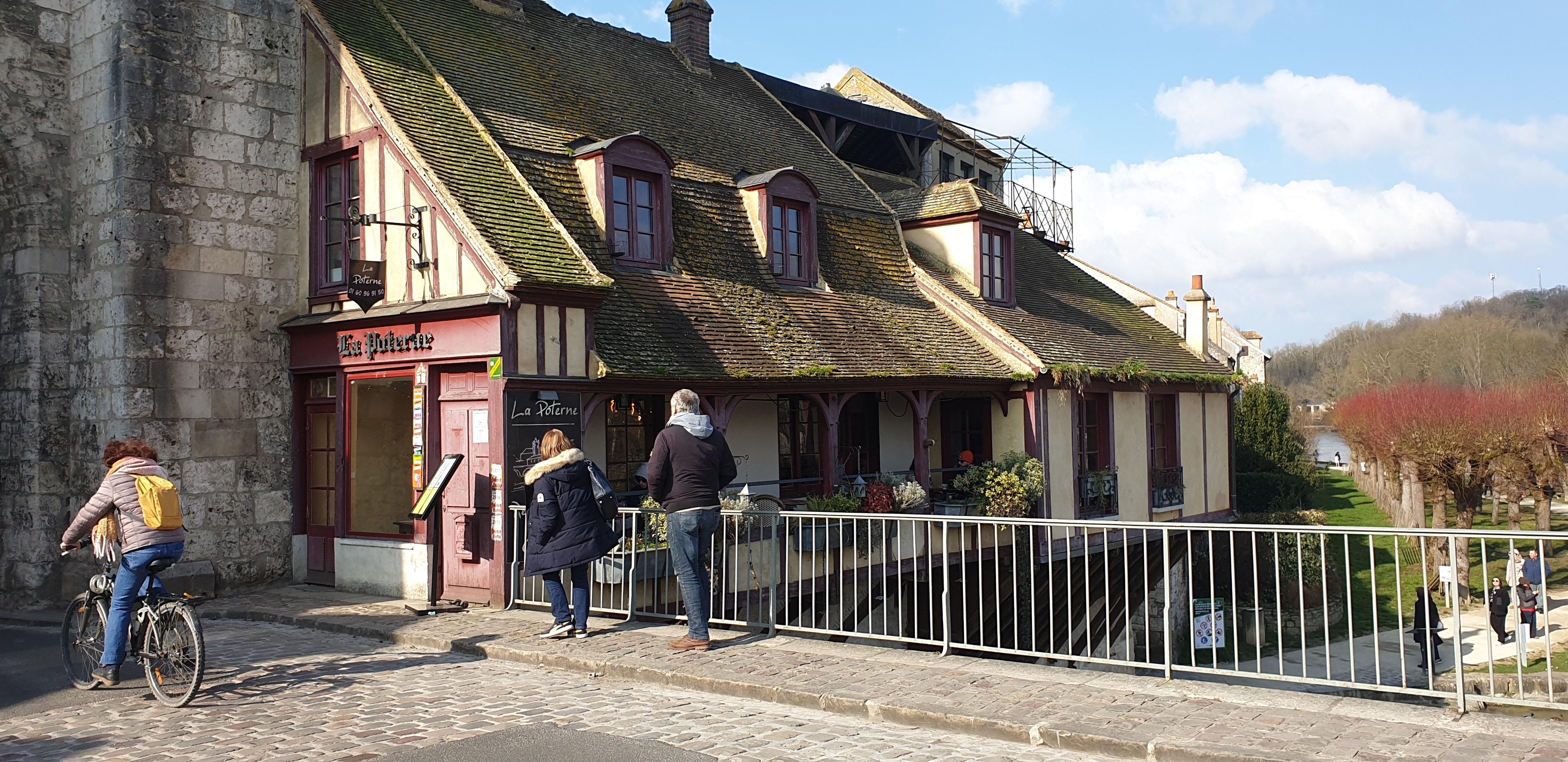 la-poterie-moret-sur-loing.jpg