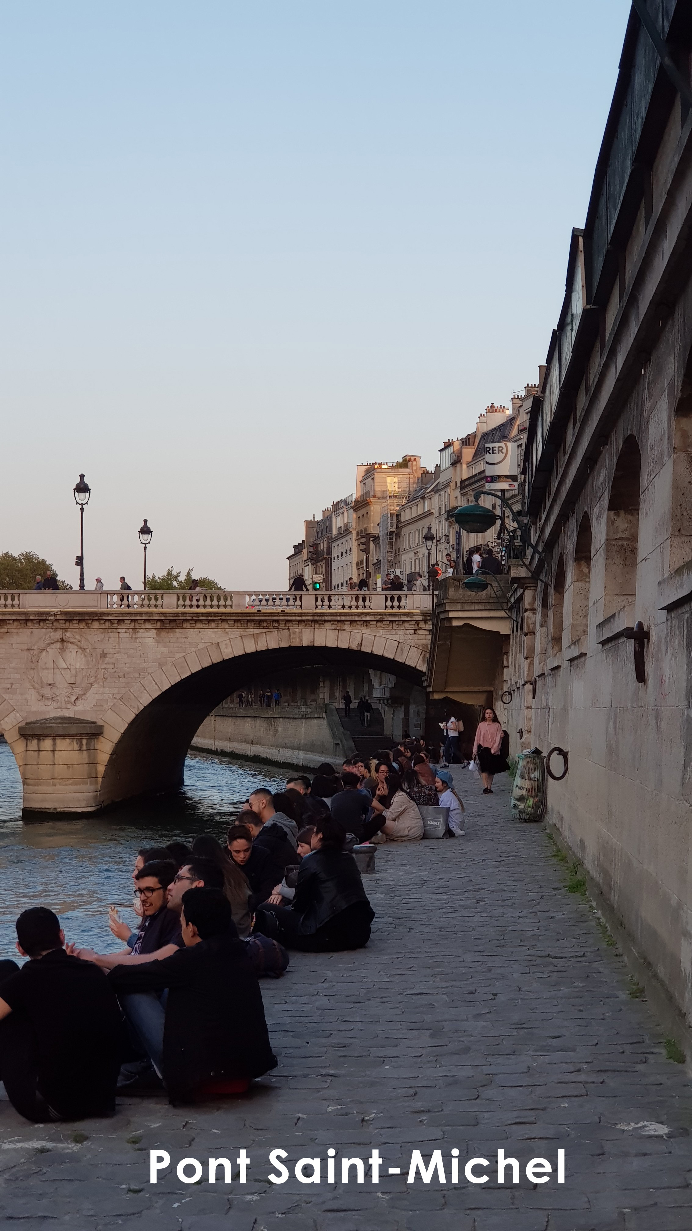 pont-saint-michel-paris.jpg