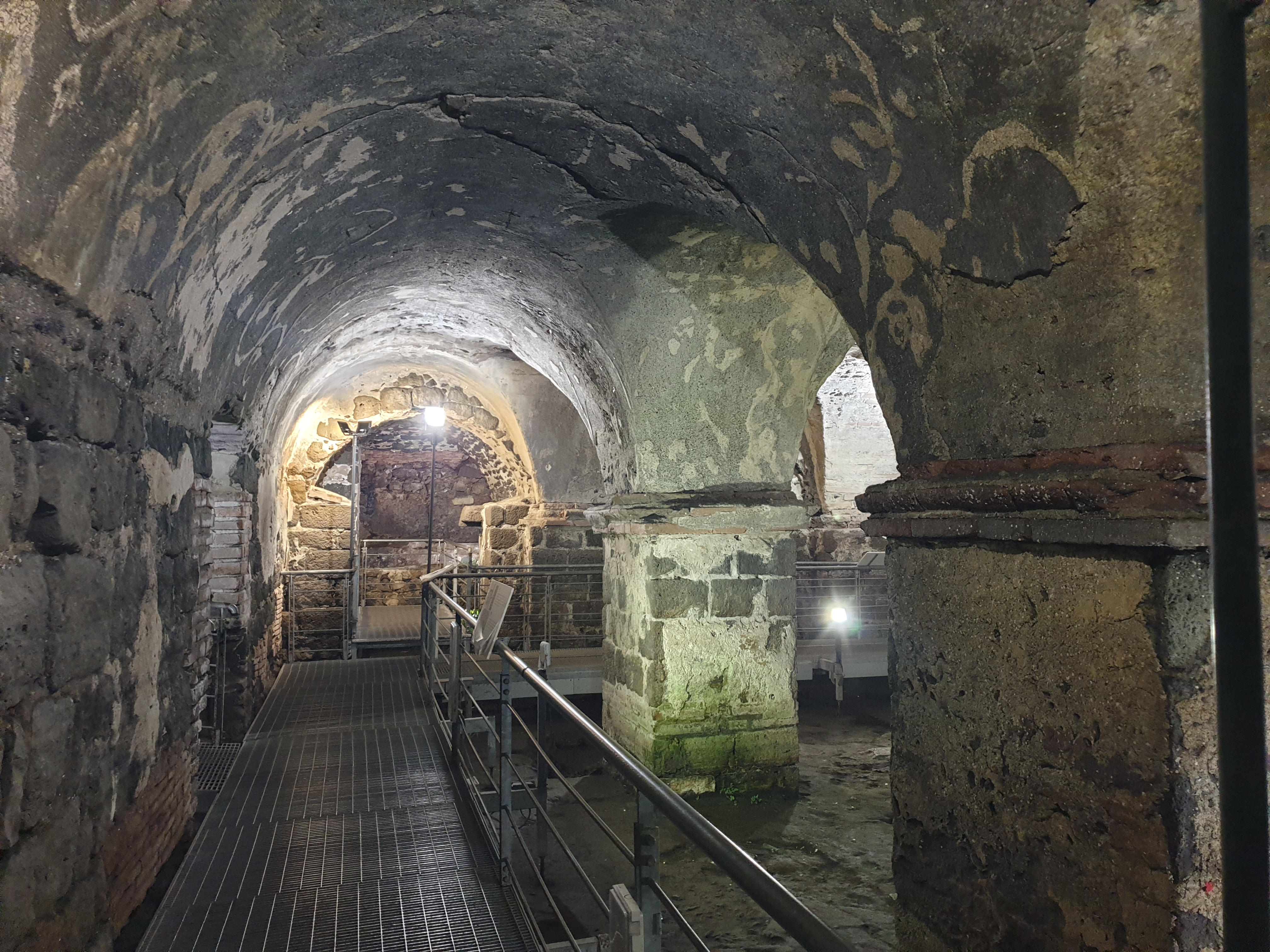 thermes-achiliennes-catane-sicile-2.jpg