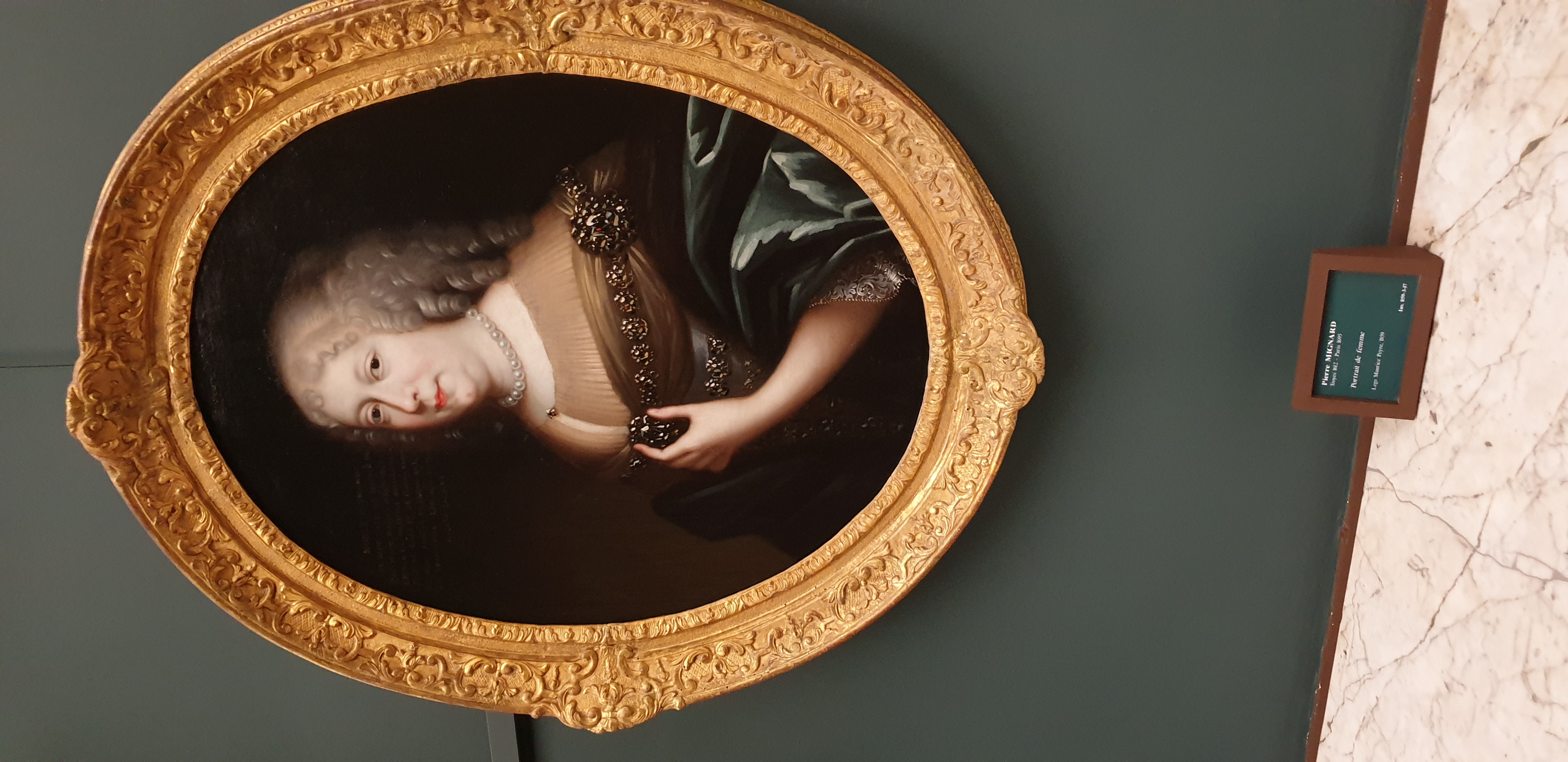 palais-musee-des-archeveque-narbonne-pierre-mignard-portrait-de-femme.jpg