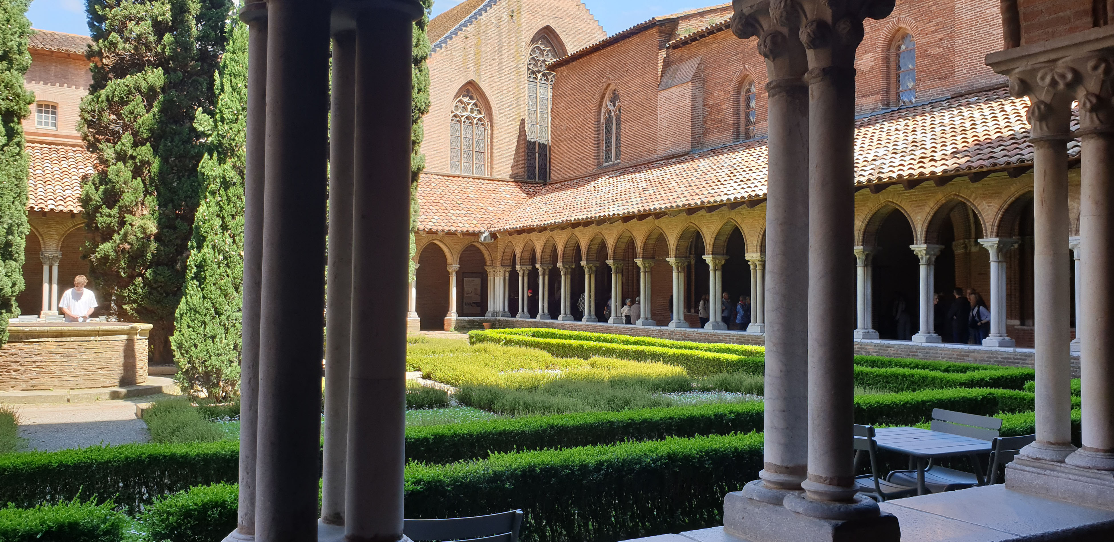 couvent-des-jacobins-toulouse-cloitre.jpg